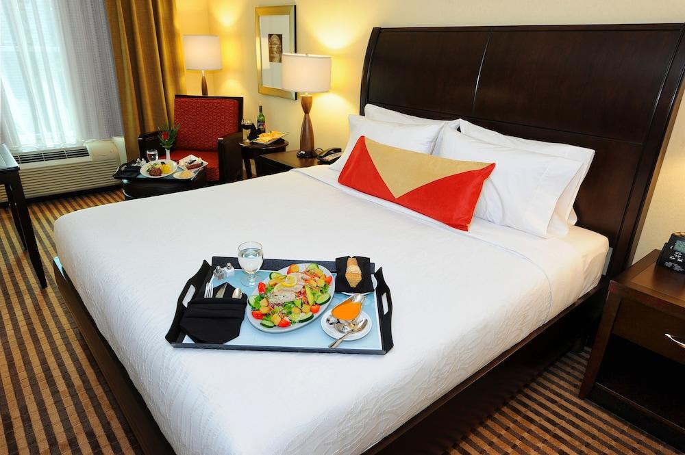 Hilton Garden Inn Columbia/Northeast Ngoại thất bức ảnh
