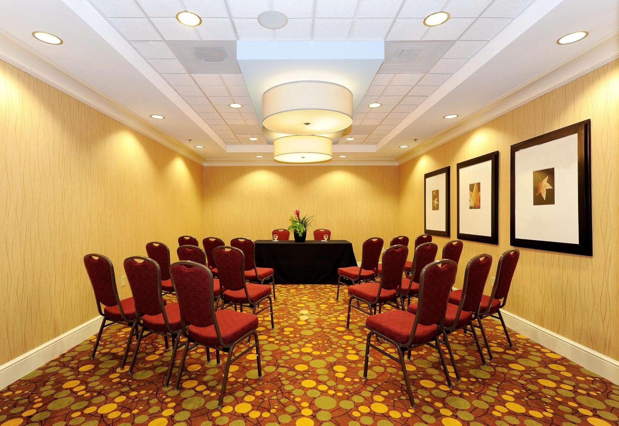 Hilton Garden Inn Columbia/Northeast Ngoại thất bức ảnh